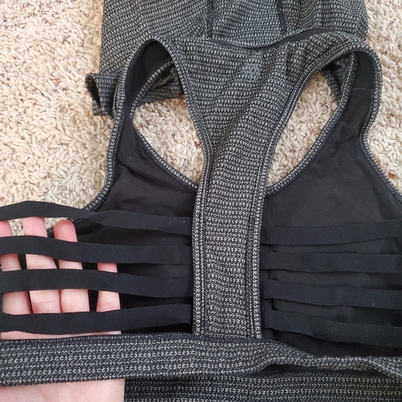 MPG Other - MPG Hooded (detachable) Sports Bra